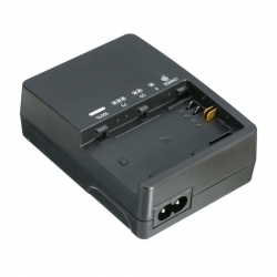 Зарядное устройство LC-E6E (копия) для аккумулятора LP-E6 (Canon EOS: 90D, 80D, 60D, 70D, 6D, 6D mark II, 7D, 7D mark II, 5D mark II, 5D mark III, 5D mark IV, 5DS, 5DR, EOS R, EOS Ra)