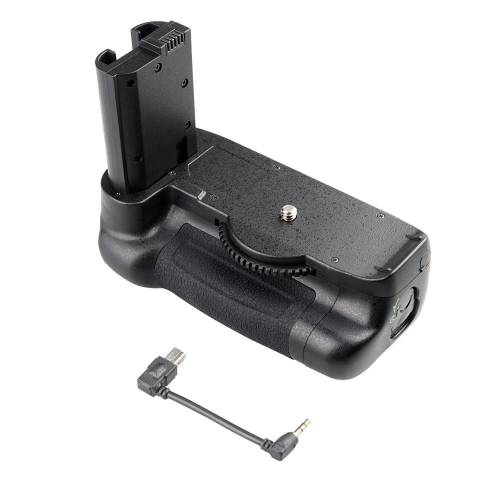 Батарейный блок Travor BG-2W для фотокамеры Nikon D7500