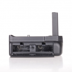 Батарейный блок Travor MB-D3400 для фотокамеры Nikon D3400