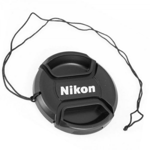 Крышка со шнурком для объективов Nikon